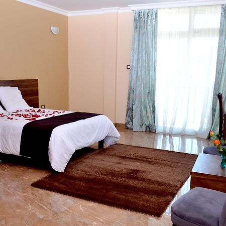 Melodie Hotel Addis Ababa Exteriör bild