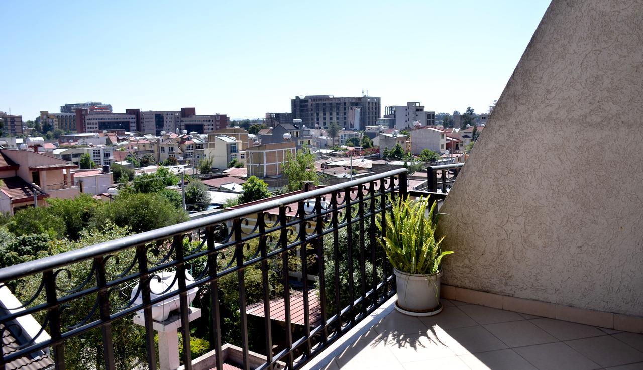 Melodie Hotel Addis Ababa Exteriör bild