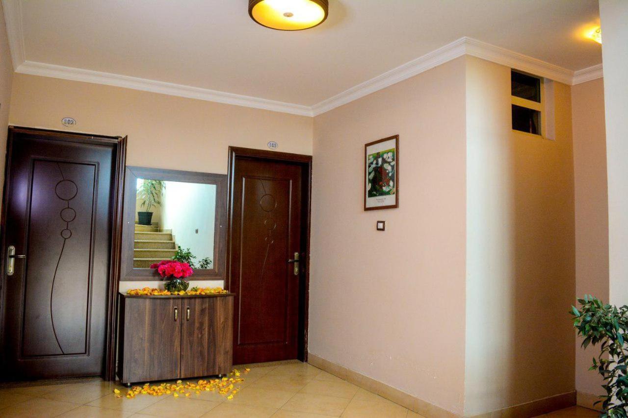 Melodie Hotel Addis Ababa Exteriör bild