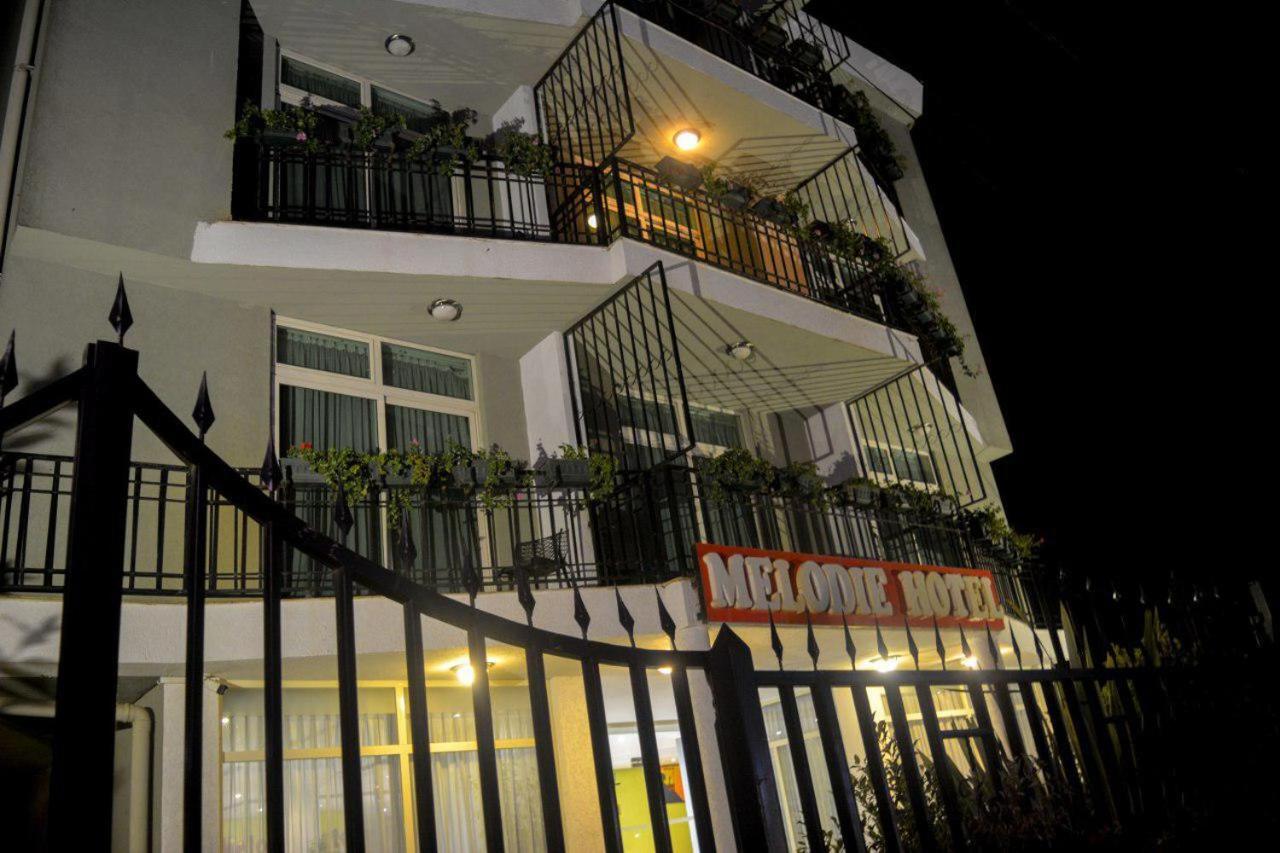Melodie Hotel Addis Ababa Exteriör bild