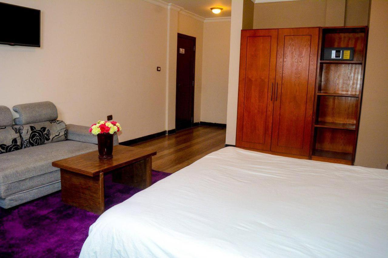 Melodie Hotel Addis Ababa Exteriör bild