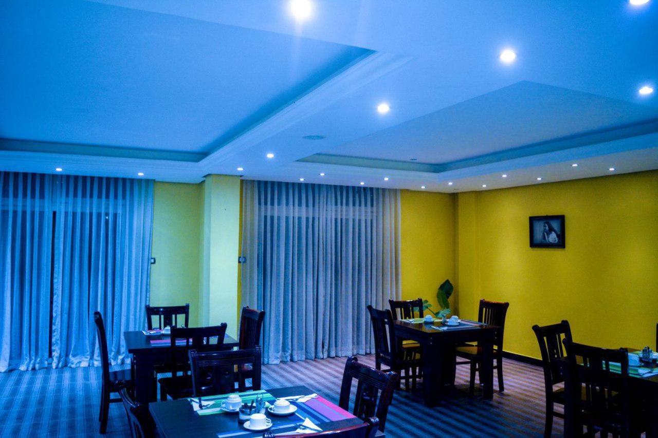 Melodie Hotel Addis Ababa Exteriör bild