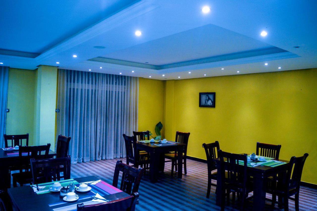 Melodie Hotel Addis Ababa Exteriör bild